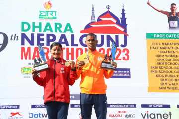 गोपीचन्द्र पार्कीले जिते नवाैँ नेपालगञ्ज म्याराथनकाे उपाधि, हाफ म्याराथनमा सन्ताेषीको ह्याट्रिक