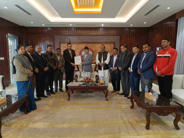 मधेशका मुख्यमन्त्रीलाई प्रधानमन्त्रीले भने- संघीयताका पक्षमा लगातार संघर्ष गर्ने नेता म नै हुँ