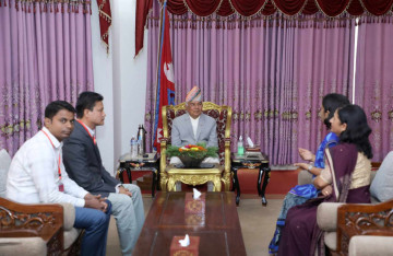 विवेकशील साझाले राष्ट्रपतिलाई भेटेर भन्यो– संवैधानिक संस्थाहरूको गरिमा बचाउनुहोस्