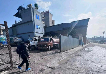 बाटो फोहोर भएको भन्दै खाँडादेवी पानी सप्लायर्सलाई महानगरले गर्‍यो  २५ हजार जरिमाना