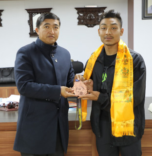 च्याम्पियन बन्ने सपना लिएर नेपाली सेपाकताक्रो टोली ढाका जाँदै