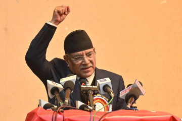 प्रचण्डकाे चेतावनी-माओवादीलाई उपयोग गर्ने कल्पना नगर्दा हुन्छ