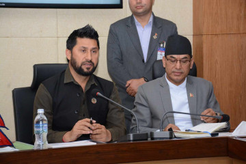 नागरिकले तत्काल महसुस गर्नेगरी सुधारकाे काम गर्न गृहमन्त्री लामिछानेकाे निर्देशन