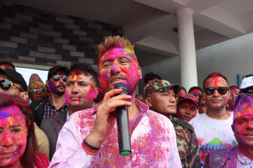 गलत गर्ने 'साना, ठूला, चिल्ला, खस्रा' सबै माछा पक्राउ गर्ने गृहमन्त्री लामिछानेकाे दृढता