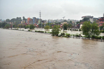 काठमाडौं उपत्यकामा रेकर्ड ब्रेक गरेको वर्षाले मच्चाएको बितण्डा 