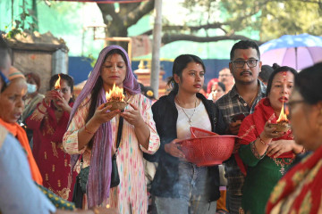 काठमाडाैंका शक्तिपीठमा भक्तजनको घुइँचो (फोटो फिचर)