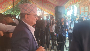 विद्या भण्डारीको सम्पर्क कार्यालय उद्घाटनमा पुगे एमाले वरिष्ठ उपाध्यक्ष पोखरेल
