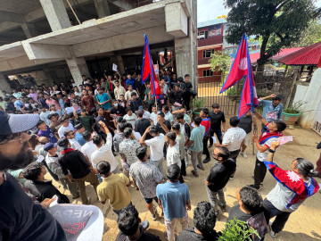 सुदूरपश्चिम प्रदेशसभा र मन्त्रालयमा आगजनी