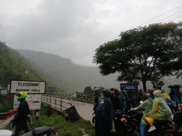 आज साँझदेखि आइतबार बिहानसम्म भारी वर्षाको सम्भावना