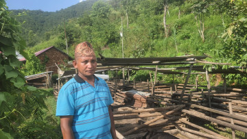 १६ वर्ष मलेसिया बसेका धनकुटाका कृष्ण बंगुर पालनमा रमाउँदै