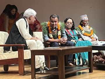लेखक छुदेनलाई अर्पण गरियो मदन पुरस्कार 