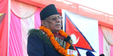 हिजो संसद विघटन गर्ने, आज पुनर्स्थापना भन्ने दम्भीलाई सबक सिकाउने बेला यही हो : प्रचण्ड