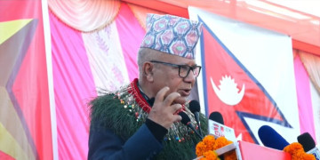 जेन–जी आन्दोलनपछि प्रचण्ड र म रातभर राष्ट्रपतिकहाँ थियौँ, अरु नेताको अत्तोपत्तो थिएन : माधव नेपाल