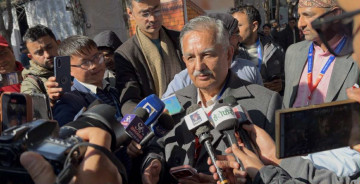 पार्टीलाई नयाँ जीवन दिन महासचिवमा मेरो उम्मेदवारी : सुरेन्द्र पाण्डे