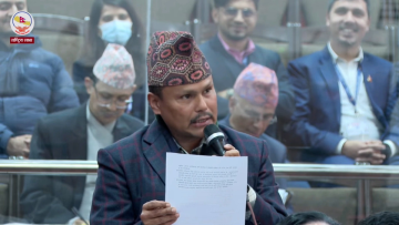 तोकिएको समय अगावै भाग्ने जनप्रतिनिधिलाई बाध्न ऐनमै व्यवस्था गर्न सांसद परियारको माग