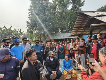 झापा– ५ का मतदातालाई बालेनले भने– प्रधानमन्त्री र पार्टीको छुट्टाछुट्टै प्रतिबद्धतापत्र आउँछ