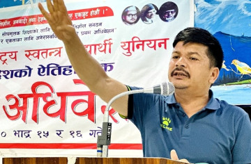 जनताबाट पराजितहरूले मुख्य जिम्मेवारी छोड्‌नुपर्छः एमाले नेता रोकाया