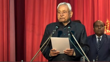 नवौँपटक बिहारको मुख्यमन्त्री बने नितिश कुमार 
