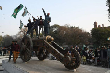 चुनावमा धाँधलीको आरोप लगाउँदै पाकिस्तानमा धार्मिक पार्टीले घोषणा गरे आन्दोलन 