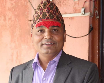 युवानेताको साथ लिएर रामकुमारीविरुद्ध कांग्रेसनेता भुसालको बागी उम्मेदवारी