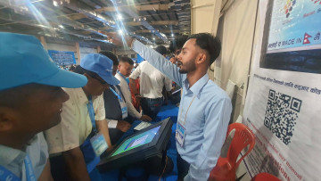 रास्वपा प्रतिनिधिको विवाद कायमै, भोट हाल्न सिकाइँदै