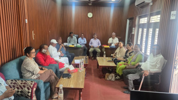 सुदूरपश्चिमका मुख्यमन्त्रीलाई मार्गप्रशस्त गर्न नेकपाको आग्रह, आफ्नै नेतृत्वमा सरकार बनाउन वार्ता टोली