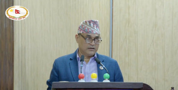 सुदूरपश्चिमका मुख्यमन्त्री शाहले प्रदेशसभा बैठकबाट गरे राजीनामाको घोषणा