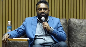‘कर्जा प्रवाहमध्ये ८० प्रतिशत सवारीसाधन र २० प्रतिशत मोबाइलमा’