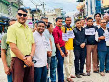 इटहरीका मेयरविरुद्ध किन आन्दोलित छन् पत्रकार ?