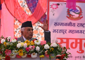 राजनीतिमा हात हाल्दिनँ : राष्ट्रपति पौडेल 