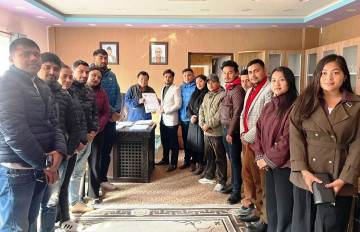 अखिलले शिक्षामन्त्रीलाई बुझायो १५ बुँदे माग (सूचीसहित)