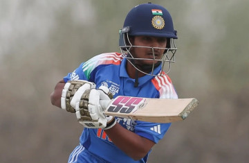 यु–१९ एसिया कप : अभिज्ञान कुन्डुले हाने १ सय २५ बलमा २ सय ९ रन