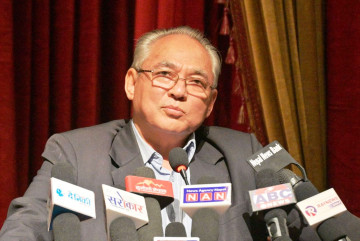 बादलले एमालेका विद्रोहीसँग आत्मसमर्पण गर्छन् कि तह लगाउँछन् ?