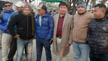 बहादुरसिंह लामा पनि भृकुटीमण्डपमा, विशेष महाधिवेशनको पक्षमा हस्ताक्षर गर्ने