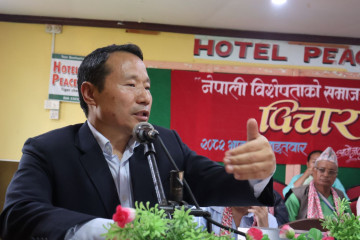 नेपालमा बिचौलिया पुँजीवाद हावी भयो : वर्षमान पुन