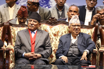 भीम रावललाई भित्र्याउँदै माधव नेपालले भने– जेनजीको आशा नेकपाले मात्रै पूरा गर्छ