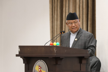 हामी अध्यादेशको पहिरो लागेको भिरको डिलमा उभिन पुगेका छौँ : भीष्म आङ्देम्बे (पूर्ण पाठ)