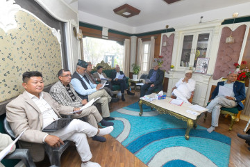 एमालेले टुंग्यायो समानुपातिक सांसद, काे काे अटाए ?