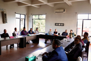 कांग्रेसमा जुनसुकै अवस्थामा मंसिरभित्र नियमित महाधिवेशन गराइछाड्‌ने अडान