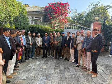 नियमित नभए विशेष महाधिवेशन गर्न शेखर कोइराला सकारात्मक
