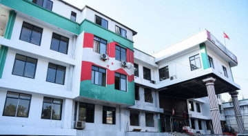 आफन्तदेखि गर्लफ्रेन्डसम्मलाई समानुपातिक सूचीमा पार्न दौडधुप, पदाधिकारीले समेत मिडियाबाटै थाहा पाए