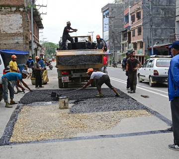 असारे विकास : एकैदिन तीन महिनाको भन्दा बढी खर्च, बिहीबार झण्डै १४ अर्ब भुक्तानी