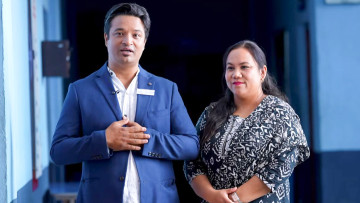 मन्ना बेकरी: दामोदर र सिर्जनाको देशमै केही गर्ने अठोटले बनेको नेपाली ब्रान्ड (भिडियोसहित)