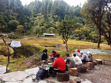 पूर्वाधार विस्तारसँगै प्रसिद्ध हम्पाल लेकमा पर्यटकको आगमन बढ्यो