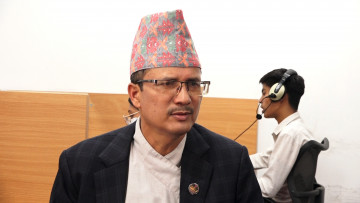 विदेशमा समस्यामा परेकाहरूकाे उद्दार गर्न सरकार लागिपरेकाे छ: श्रममन्त्री कुँवर