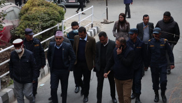 अरुण र अजितमानसिंहलाई ग्रान्डी अस्पताल लगियो