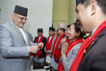 गण्डकीमा एमालेले छोड्यो मुख्यमन्त्रीको दाबी, नेपाली भन्छन्– पूरा कार्यकाल पाण्डे सरकार