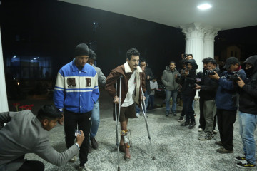 सरकारसँग सम्झौता गर्न जेन–जी आन्दोलनका घाइतेहरू सिंहदरबारमा (तस्वीरहरू)