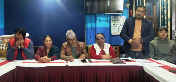 एमालेको महाधिवेशन प्रतिनिधि छनोटका क्रममा धनकुटामा दुई पक्षबीच घम्साघम्सी, मतपत्र च्यातियो