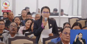 विद्यार्थीको भविष्यमाथि खेलबाड गर्ने छुट कसैलाई छैन : सांसद गुरुङ